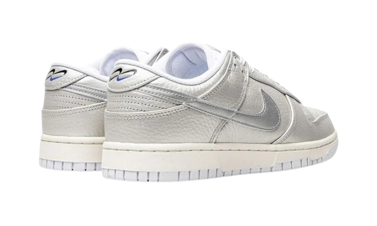 Nike Dunk Low Metallic Silver