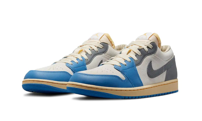 Jordan 1 low carolina sales blue